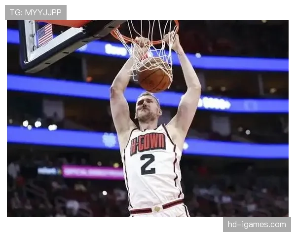 老鹰魔术比赛末节冲突，兰代尔、丹尼尔斯和比塔泽发生争执